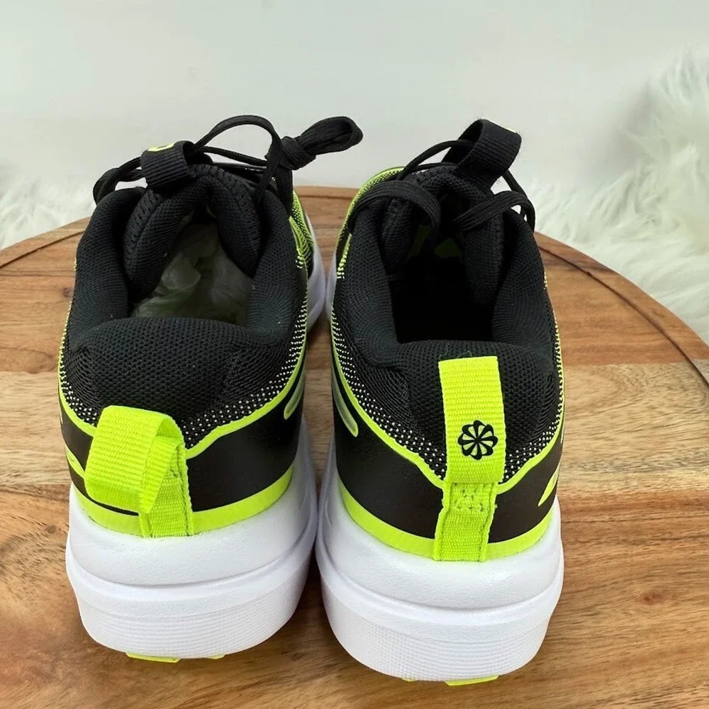 Nike Cosmic Runner Kids Black Volt Yellow Running Shoes HM4402-005 Size 5Y
